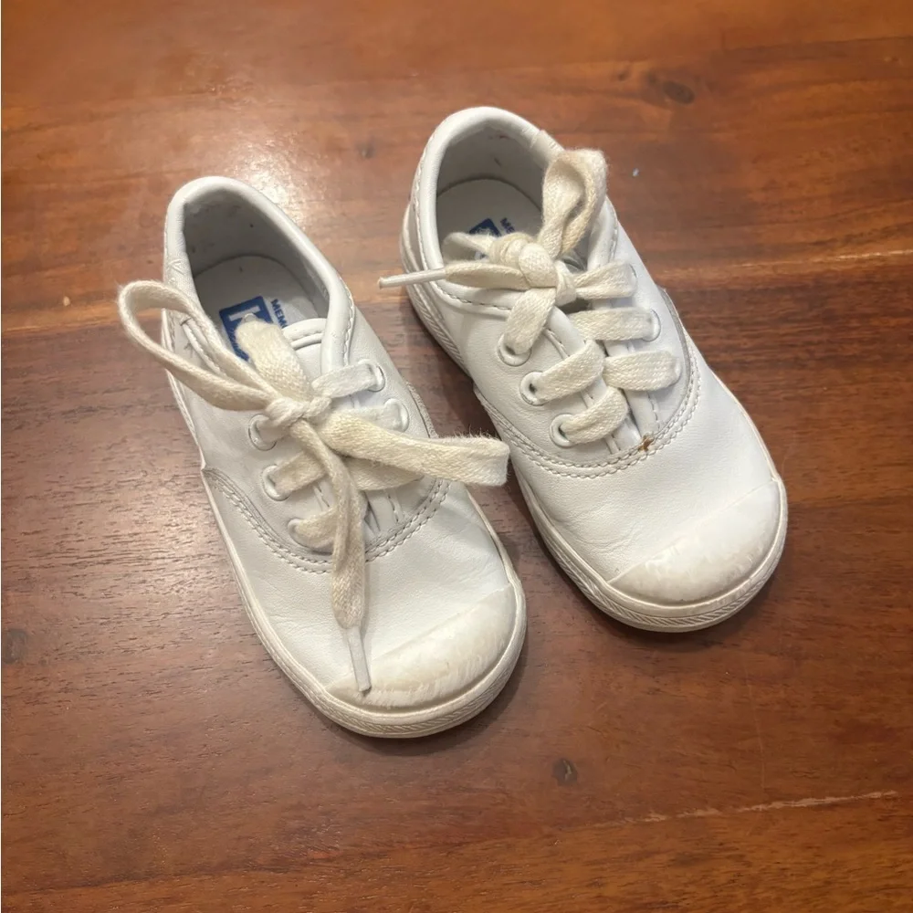 Keds Little Kids Champion Leather Lace Toe Cap - Picture 2 of 10